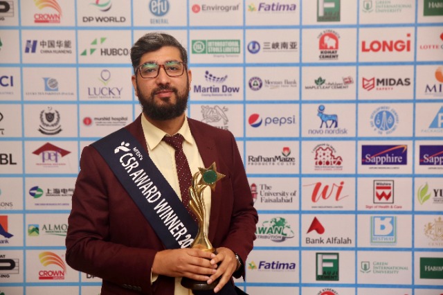 阿萬獲得巴基斯坦政府相關部門頒發的企業社會責任（Corporate Social Responsibility）獎項.jpg