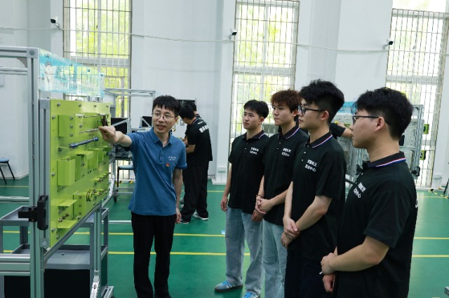 圖二.jpg 圖二.jpg