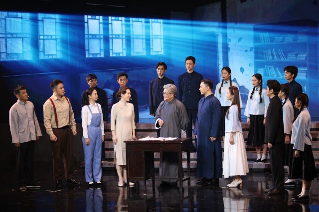 浙江工商職業技術學院原創校史劇《遷徙》劇照 學校供圖.jpg 浙江工商職業技術學院原創校史劇《遷徙》劇照 學校供圖.jpg